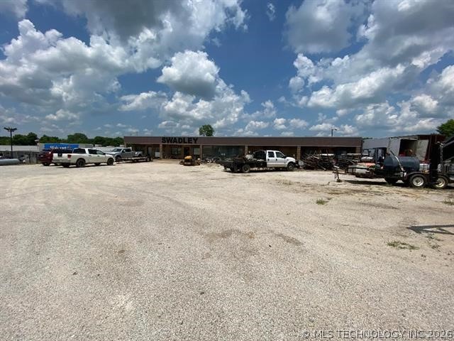 800 E Highway Holdenville OK 74848