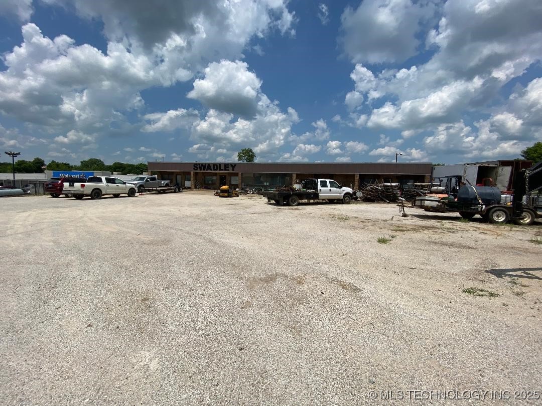 800 E Highway Holdenville OK 74848