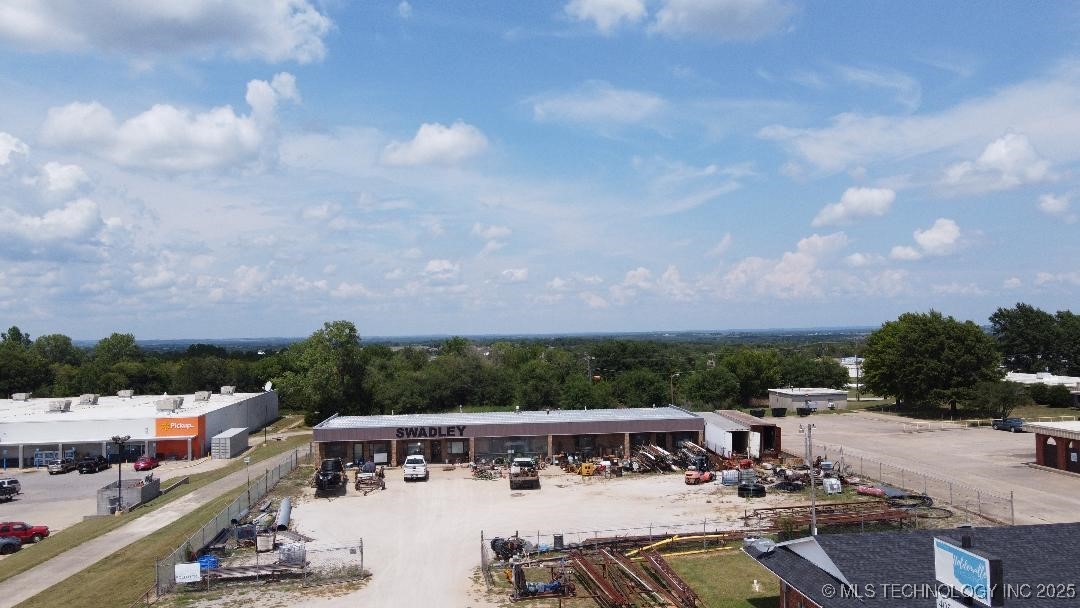 800 E Highway Holdenville OK 74848