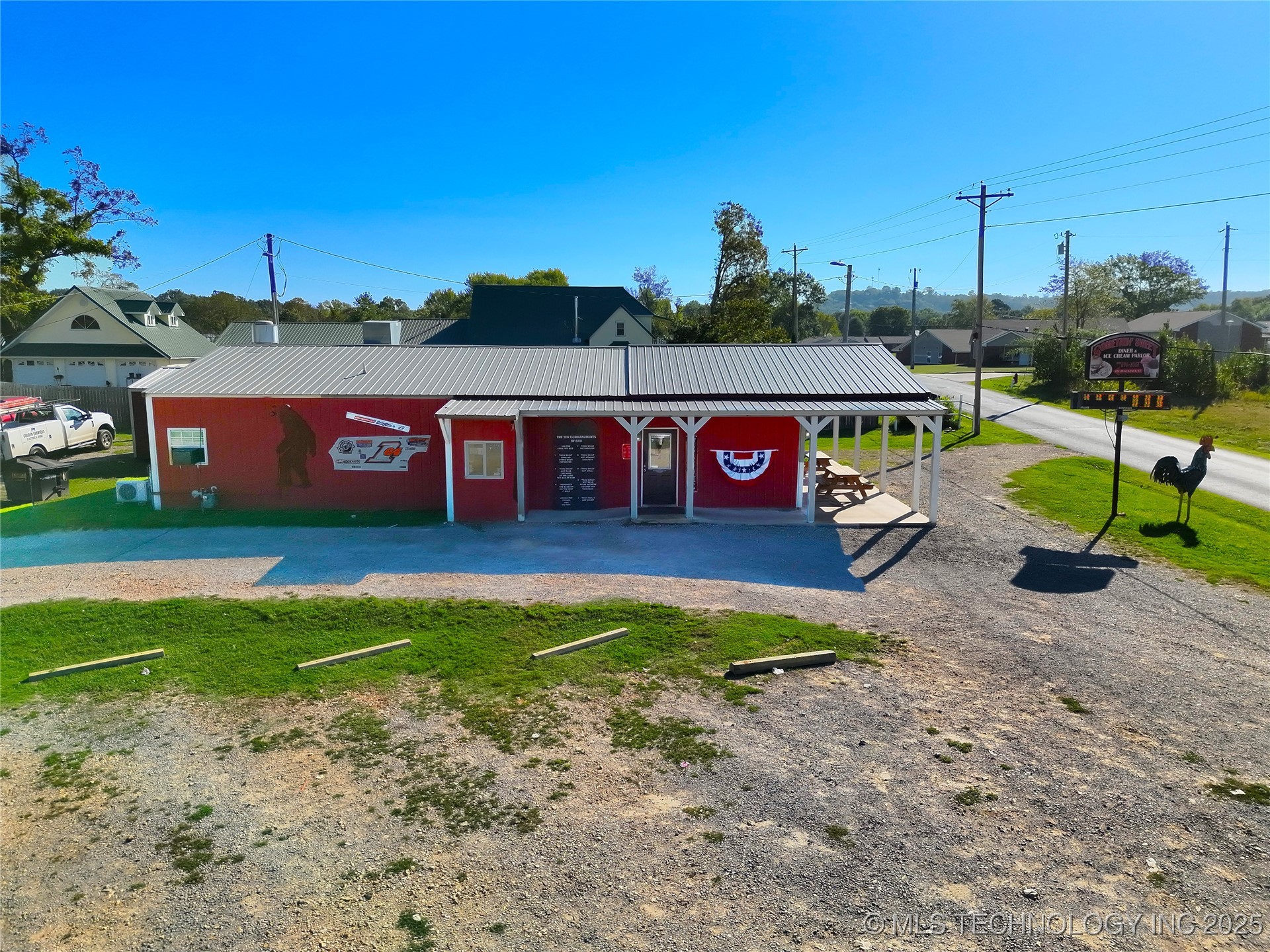 905 W Blackjack Street Stilwell OK 74960