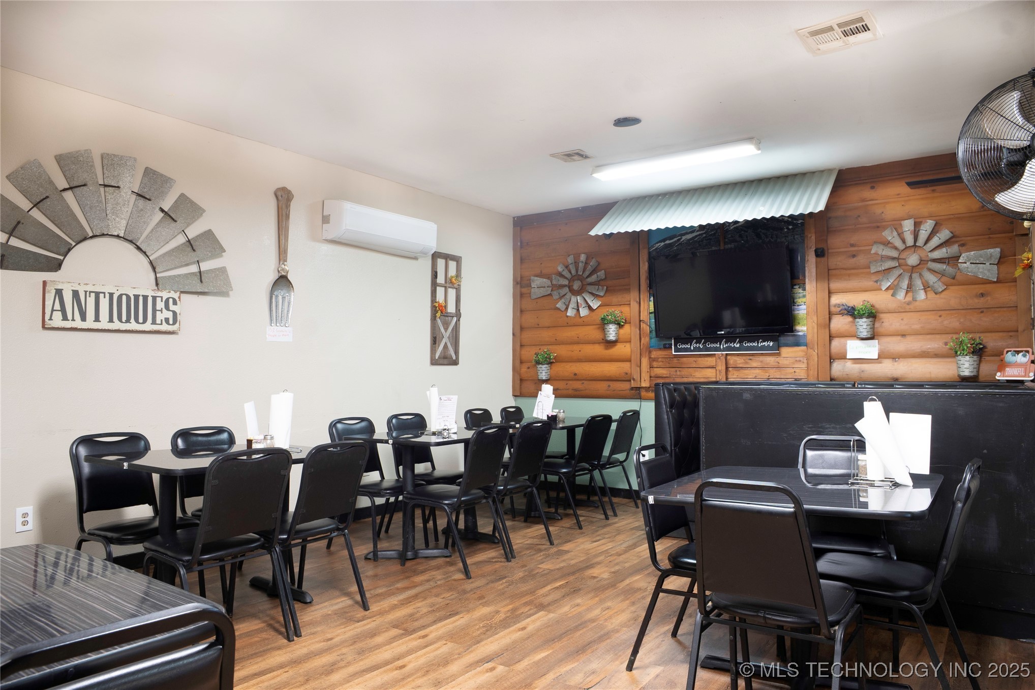 905 W Blackjack Street Stilwell OK 74960