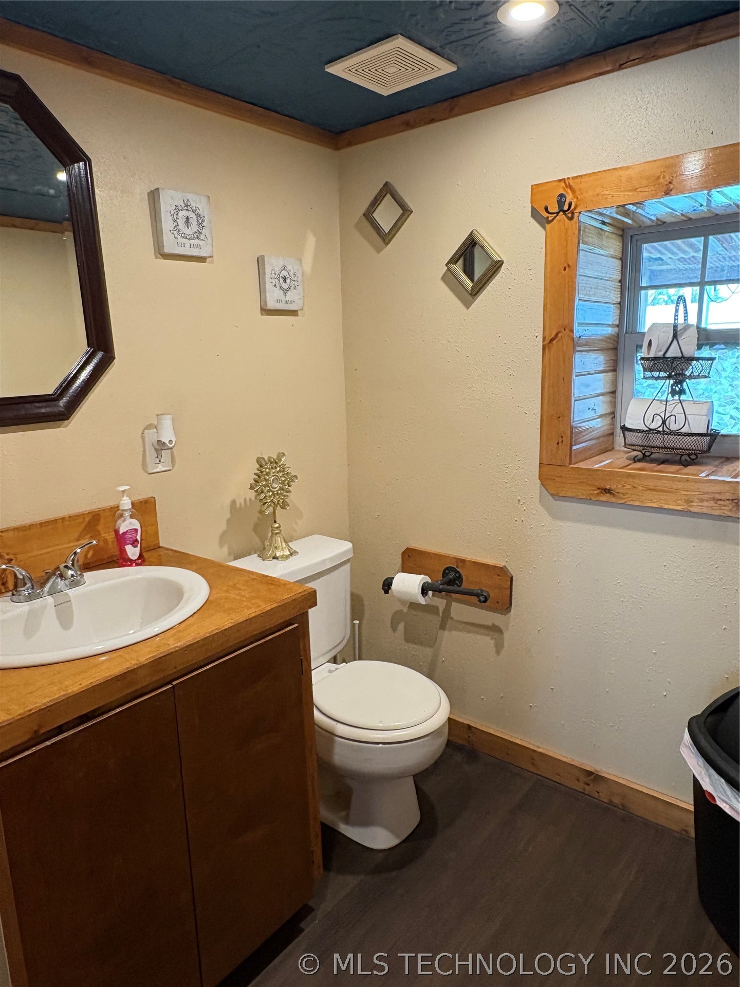 317 Gentry Checotah OK 74426