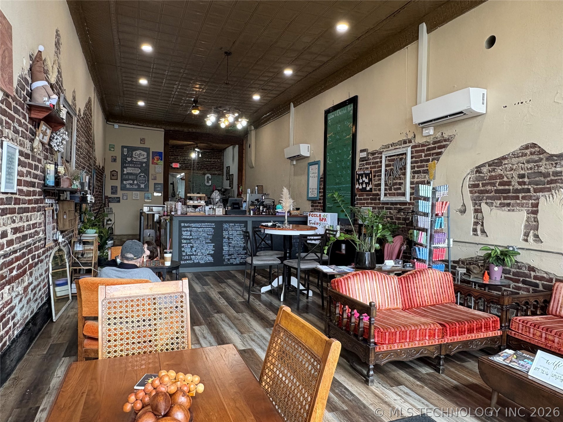 317 Gentry Checotah OK 74426
