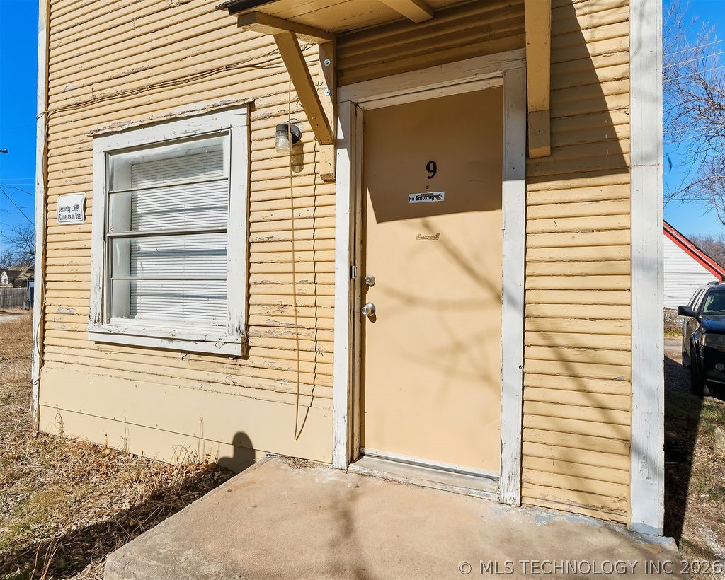 118 W 18th Ada OK 74820