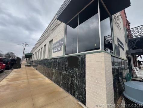 225 W Main Tishomingo OK 73460