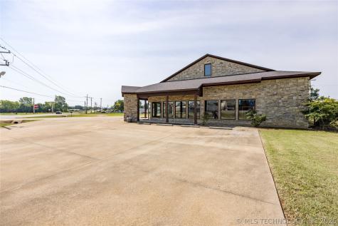 1910 E Jackson Street Hugo OK 74743