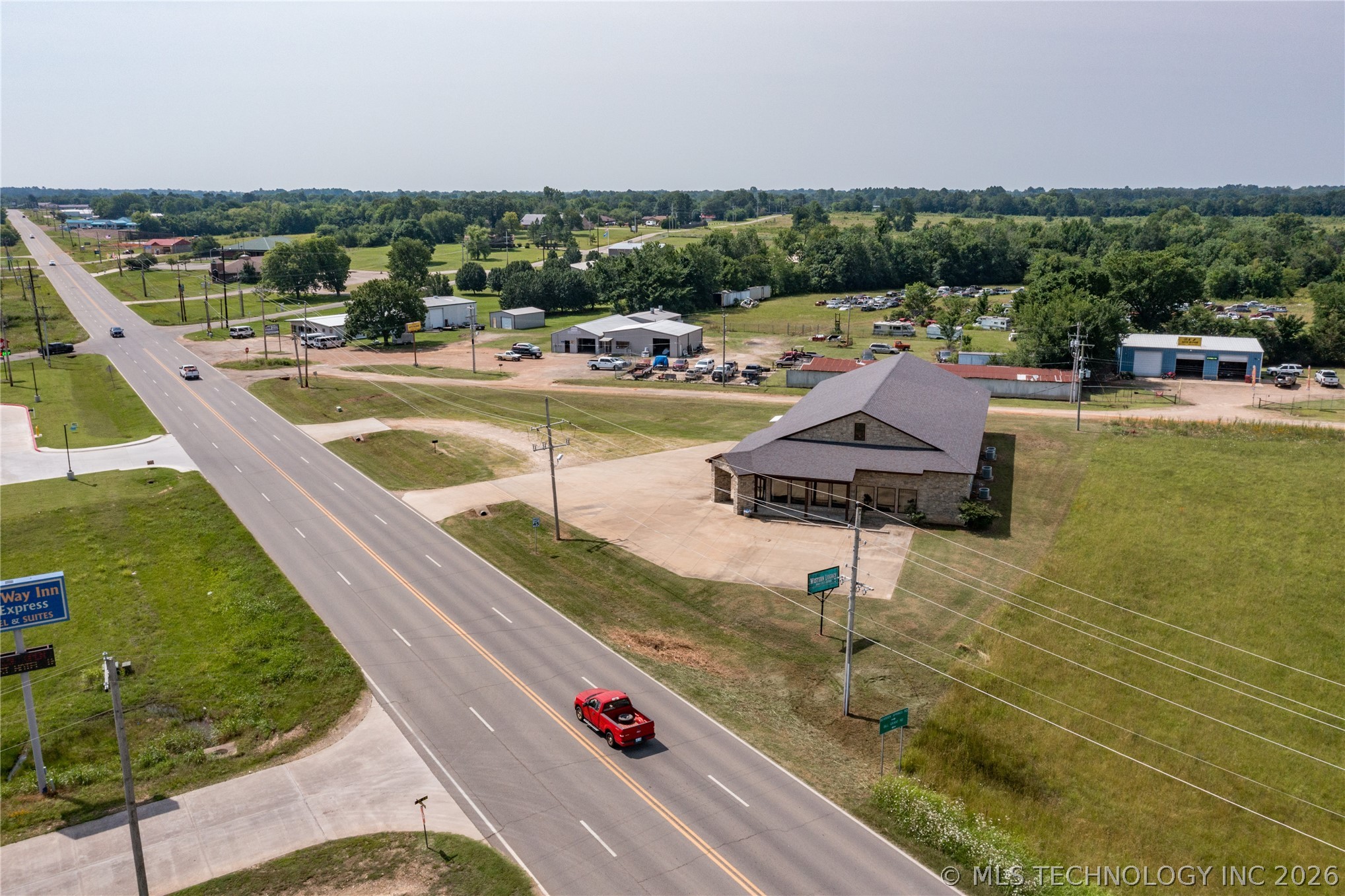 1910 E Jackson Street Hugo OK 74743