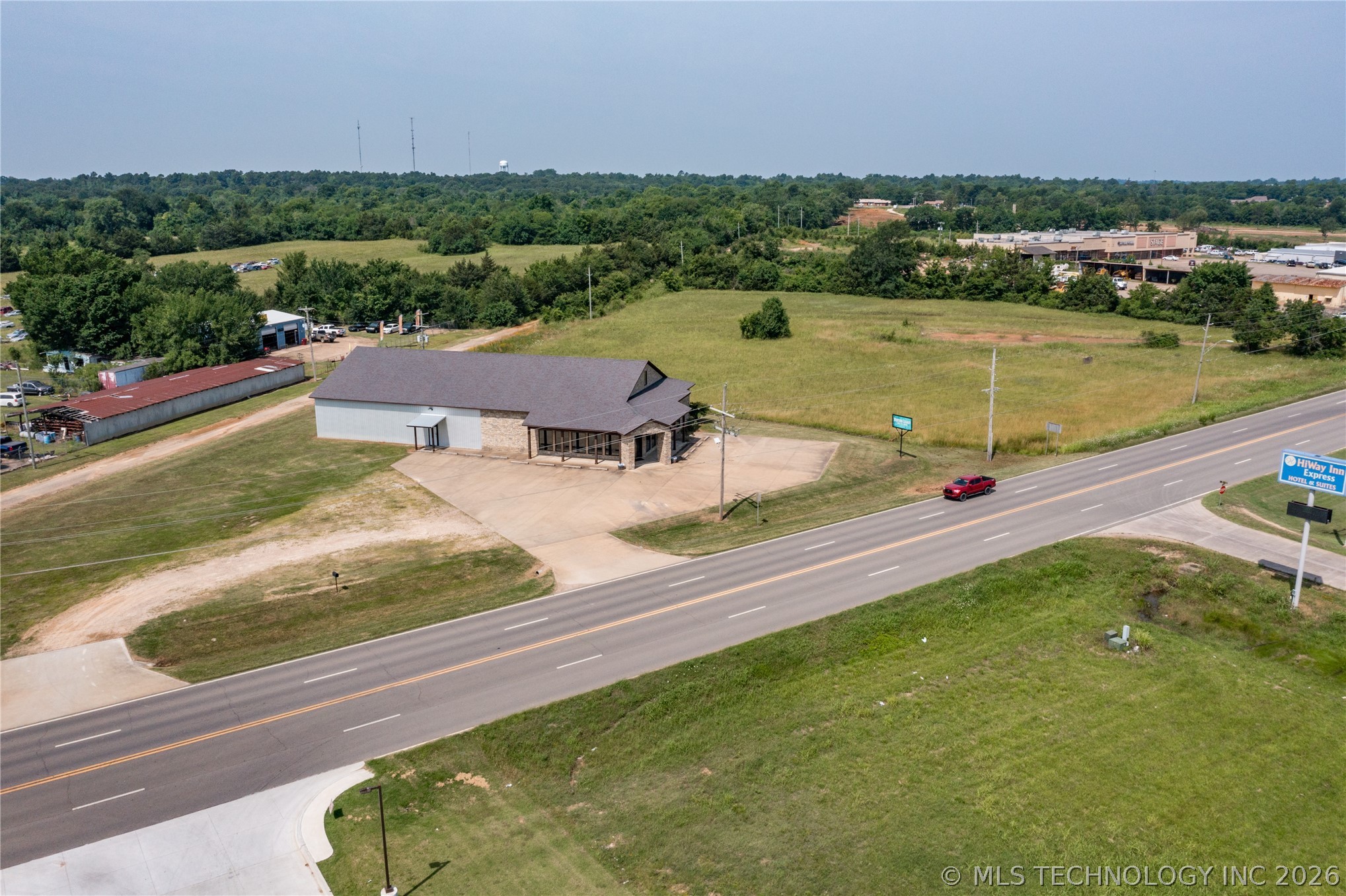 1910 E Jackson Street Hugo OK 74743