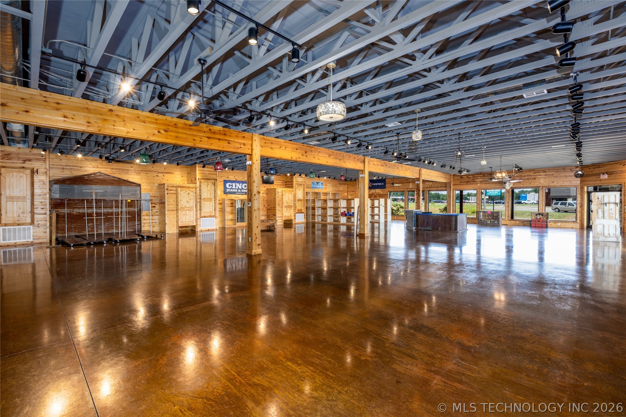 1910 E Jackson Street Hugo OK 74743