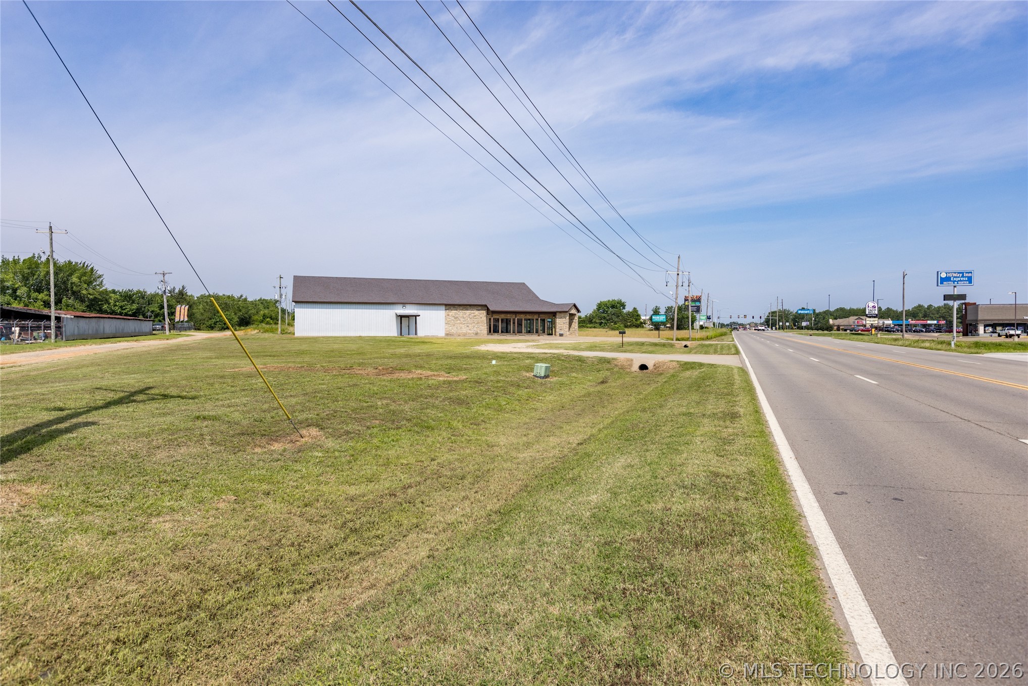 1910 E Jackson Street Hugo OK 74743