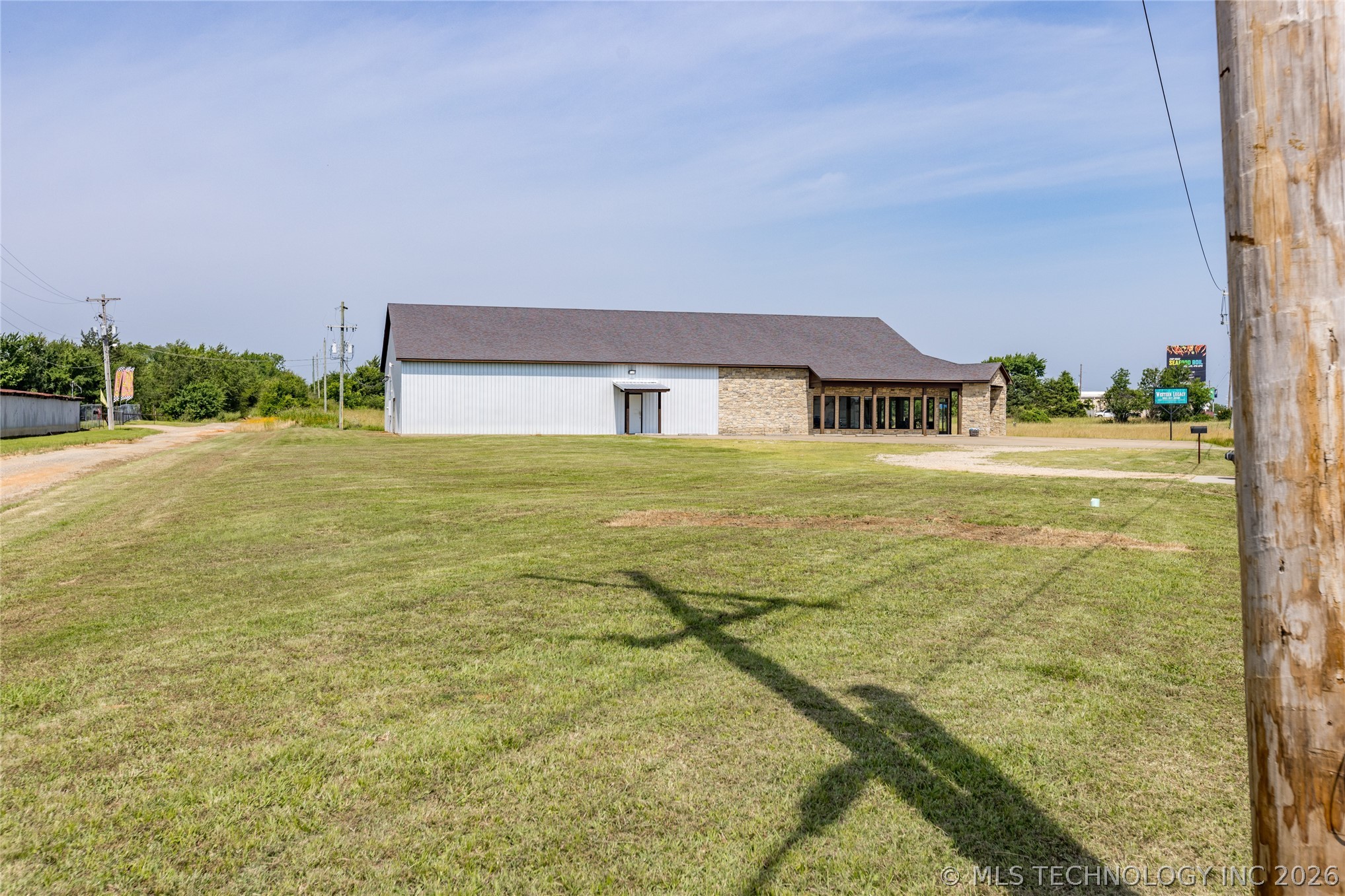 1910 E Jackson Street Hugo OK 74743