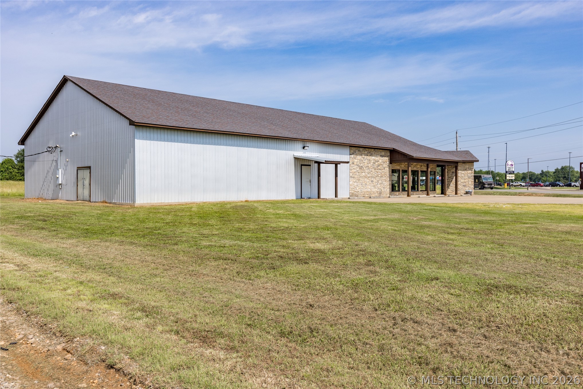 1910 E Jackson Street Hugo OK 74743