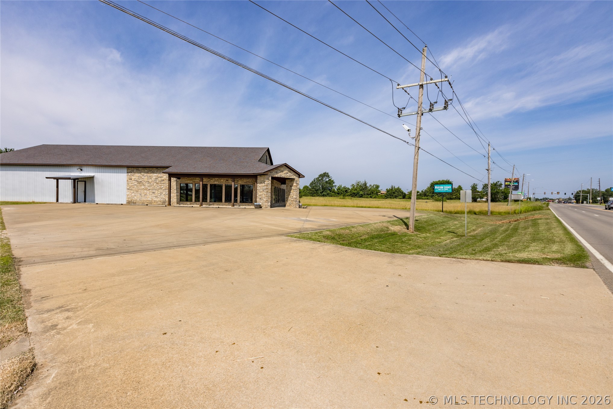 1910 E Jackson Street Hugo OK 74743
