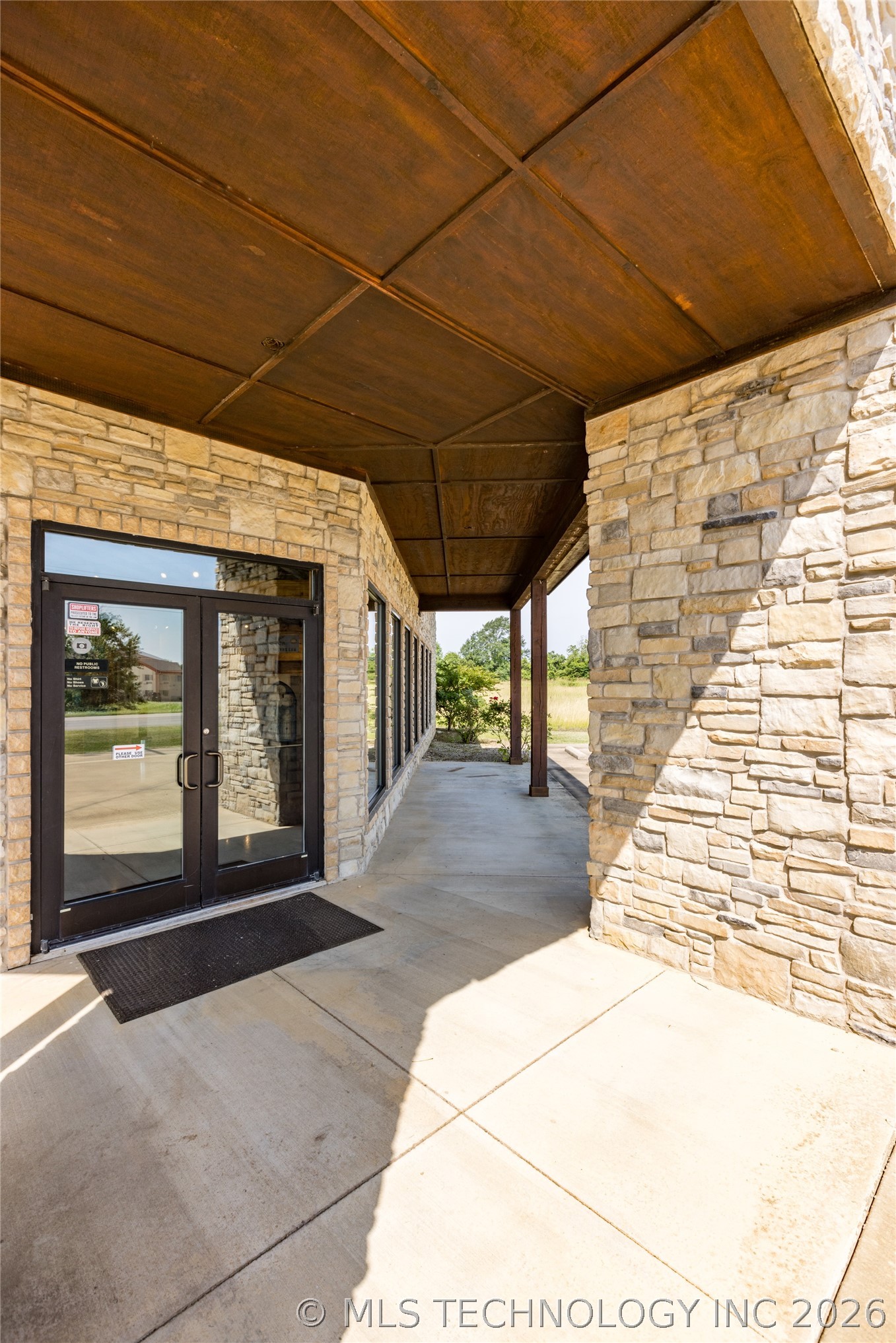 1910 E Jackson Street Hugo OK 74743