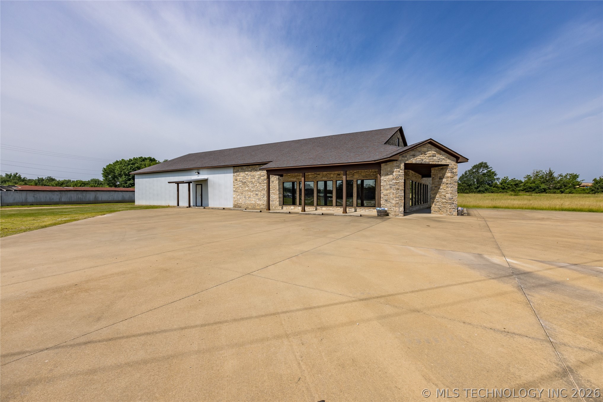 1910 E Jackson Street Hugo OK 74743