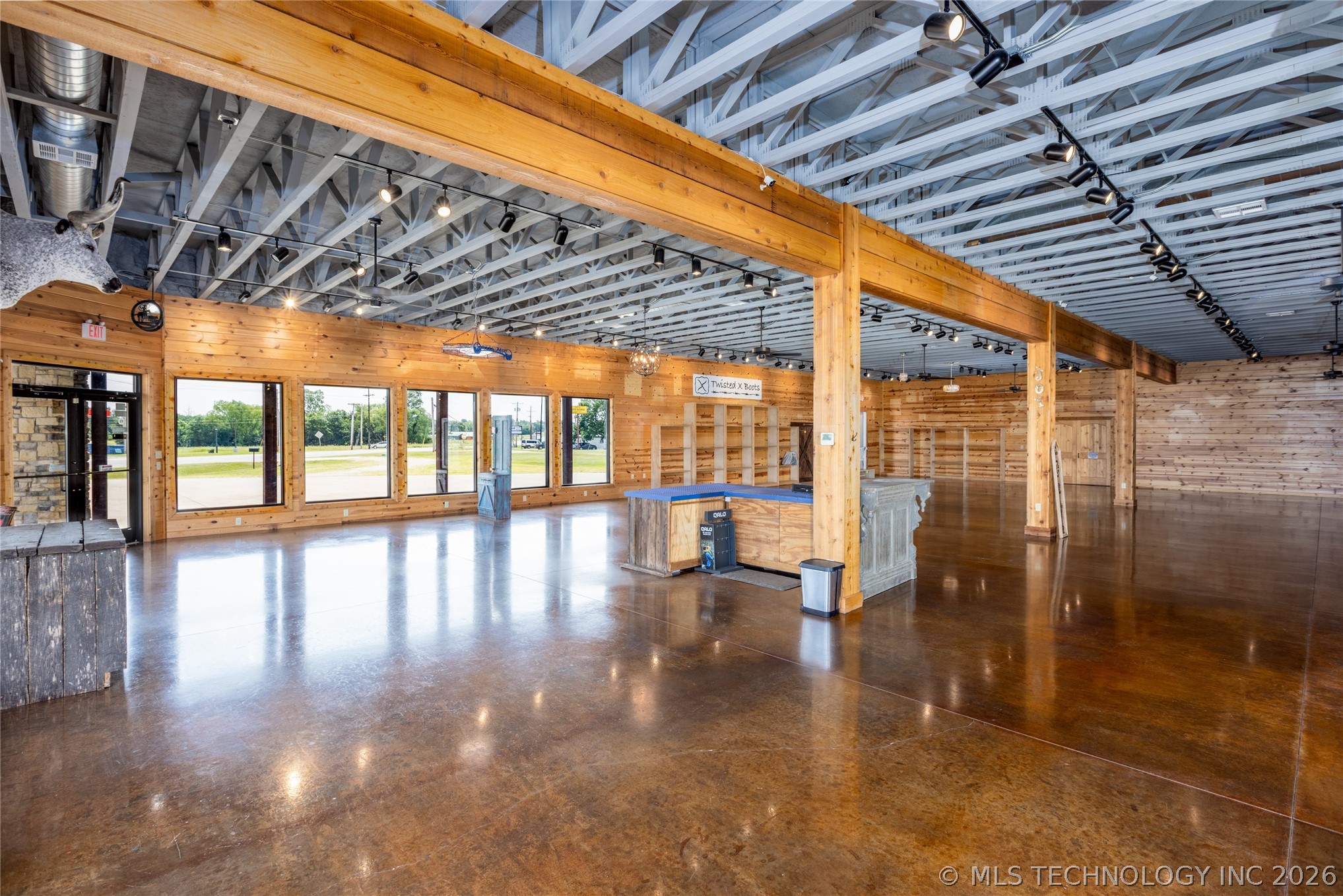 1910 E Jackson Street Hugo OK 74743