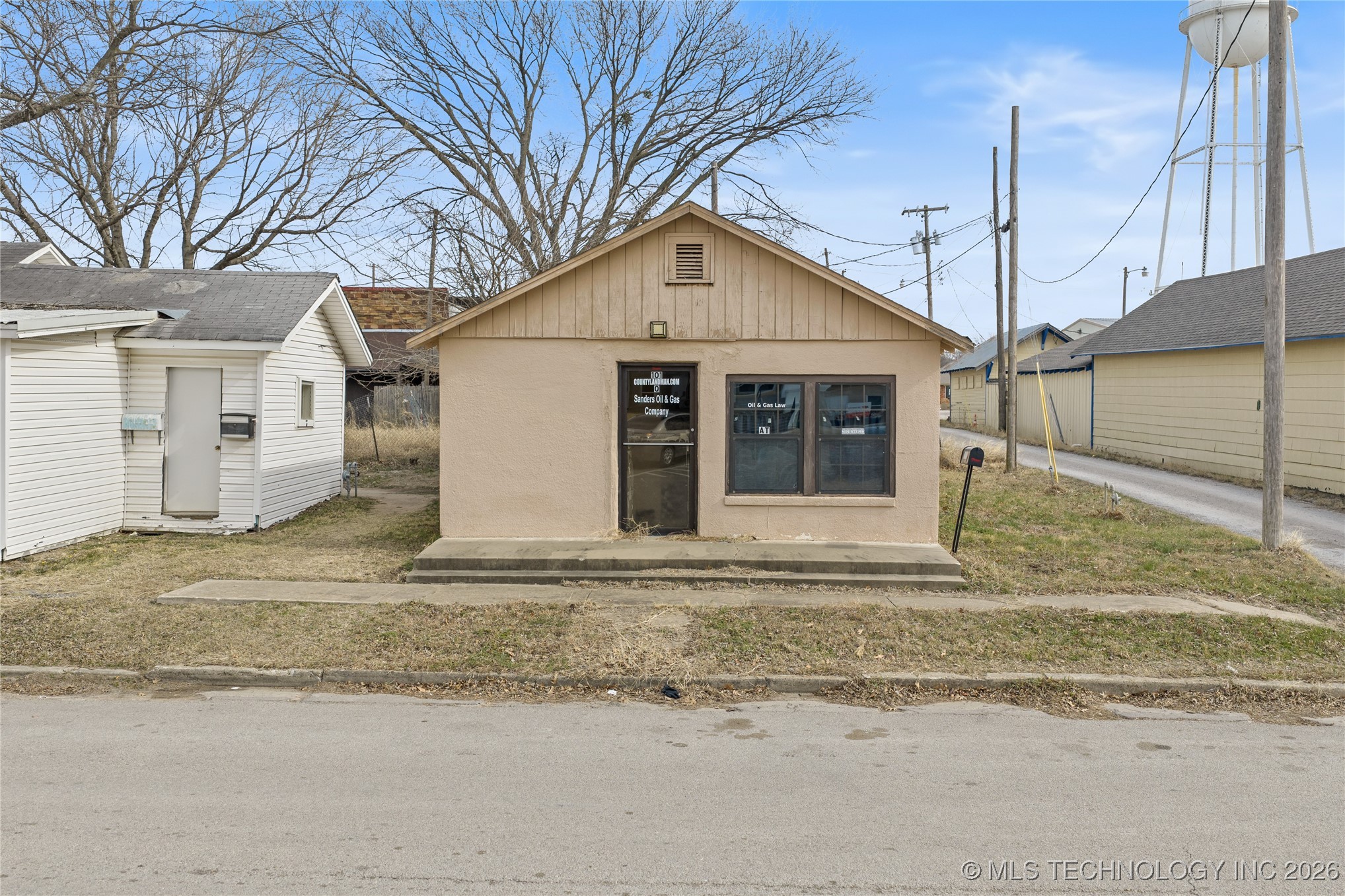 101 S 4th Marietta OK 73448