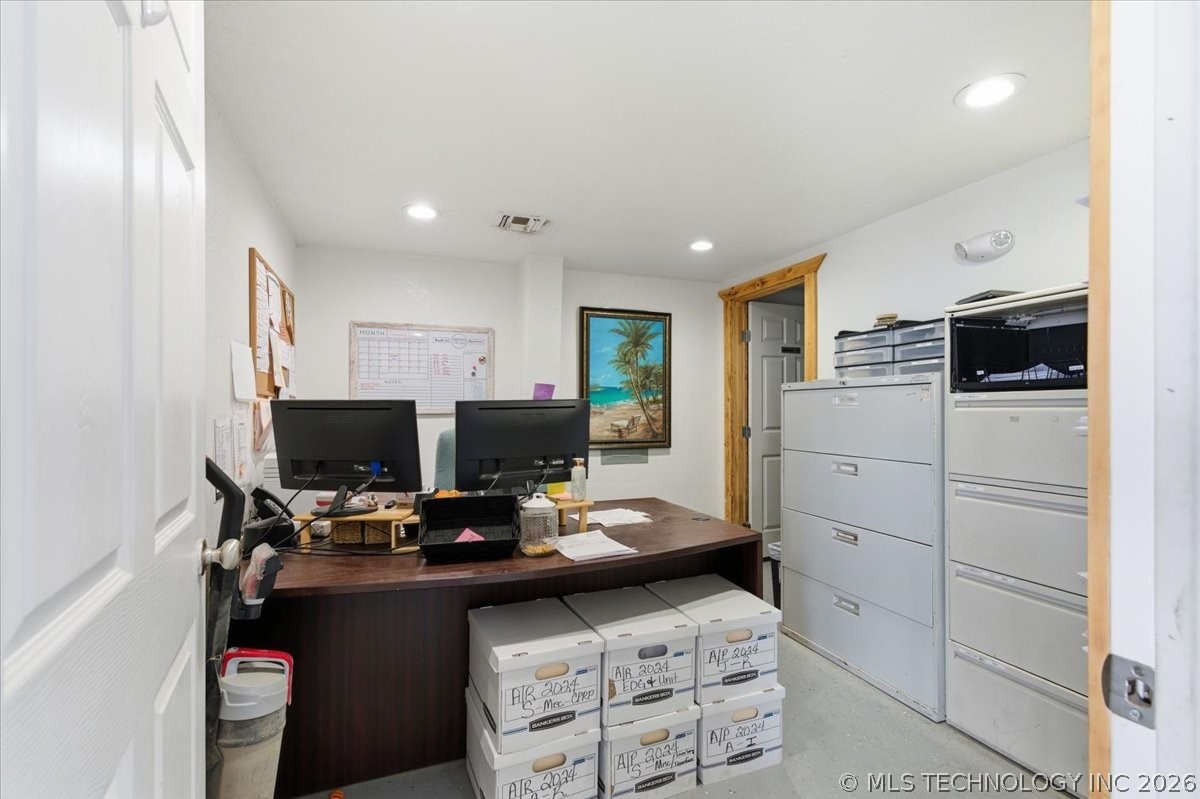 1103 E Choctaw Street Chickasha OK 73018