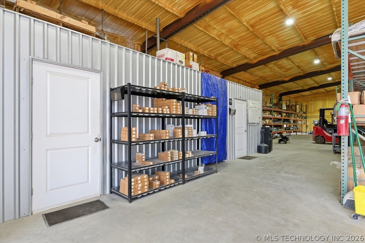 1103 E Choctaw Street Chickasha OK 73018