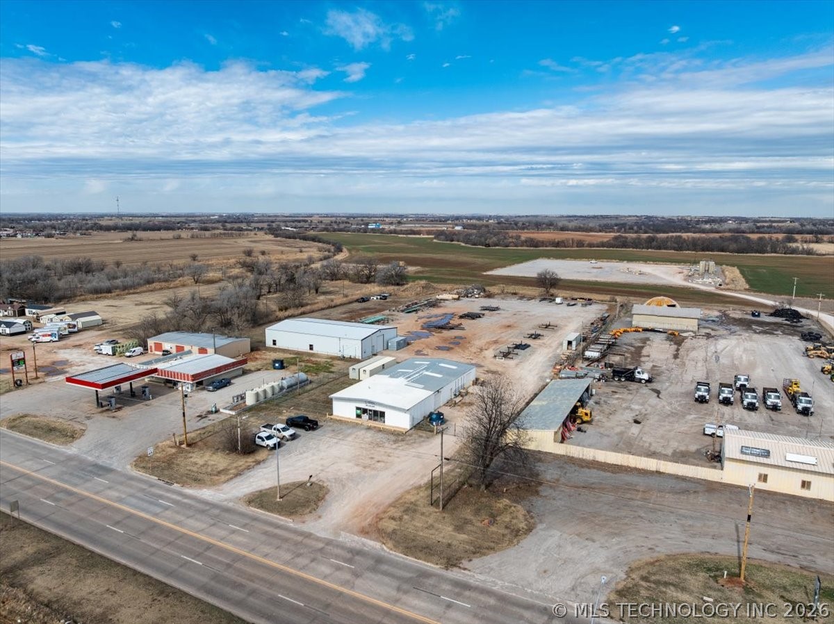 1103 E Choctaw Street Chickasha OK 73018