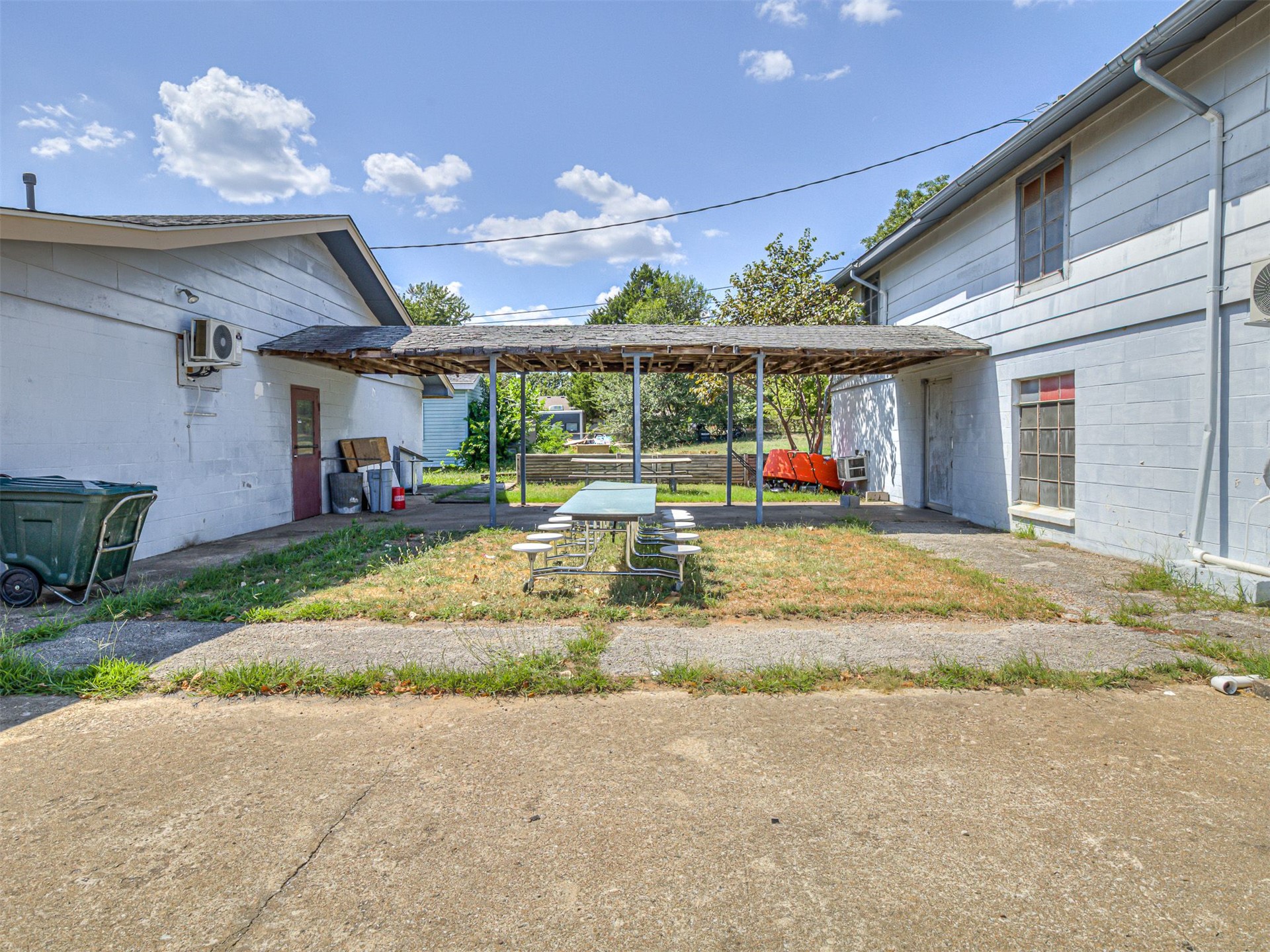 415 W 11th Street Sand Springs OK 74063