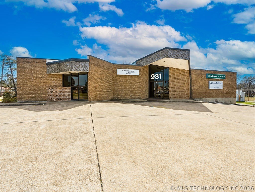 931 Arlington Ada OK 74820