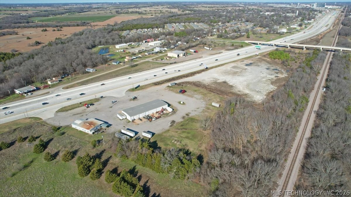 9104 Us Highway 69 Calera OK 74730