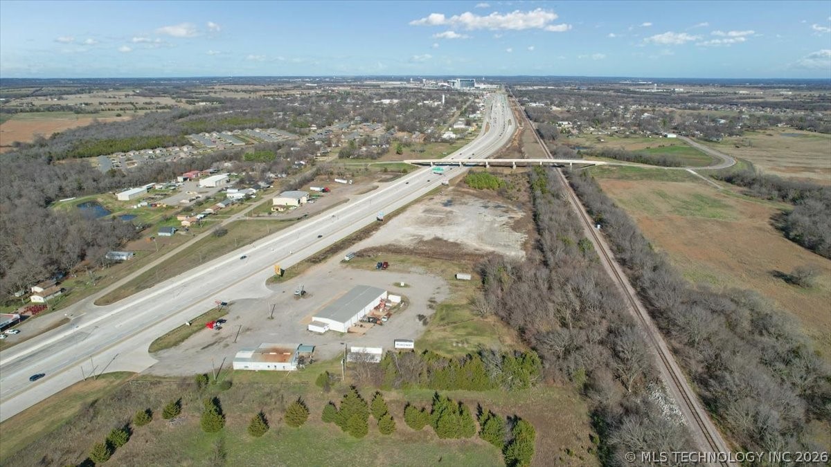9104 Us Highway 69 Calera OK 74730