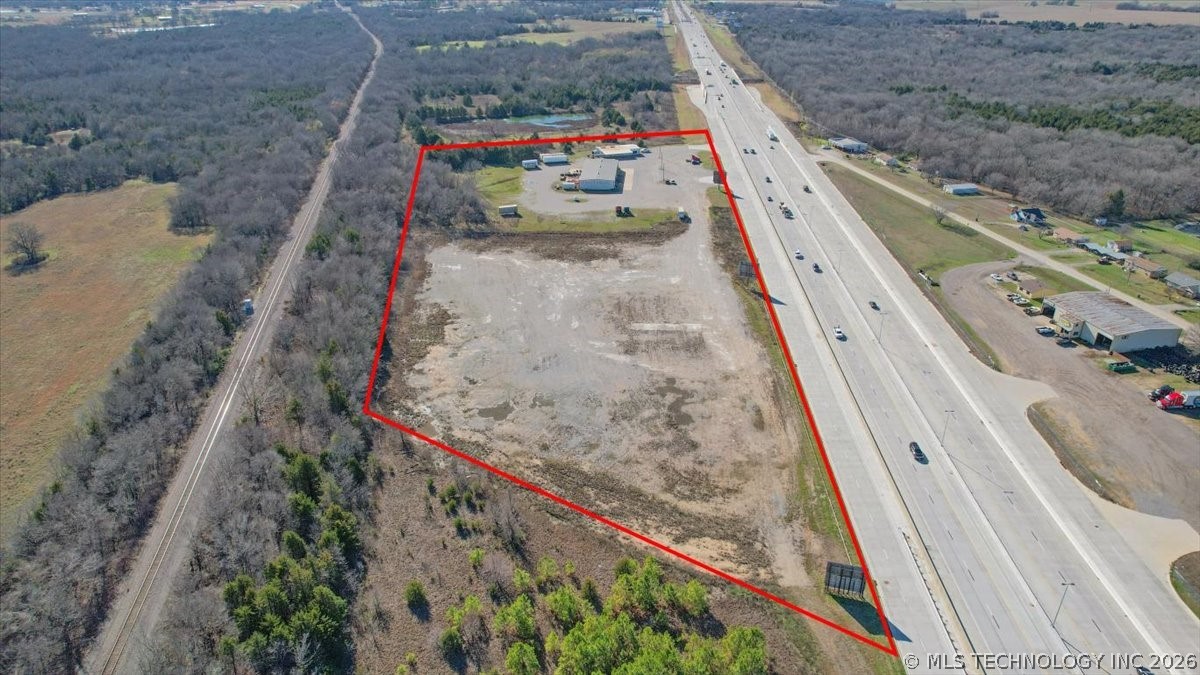 9104 Us Highway 69 Calera OK 74730