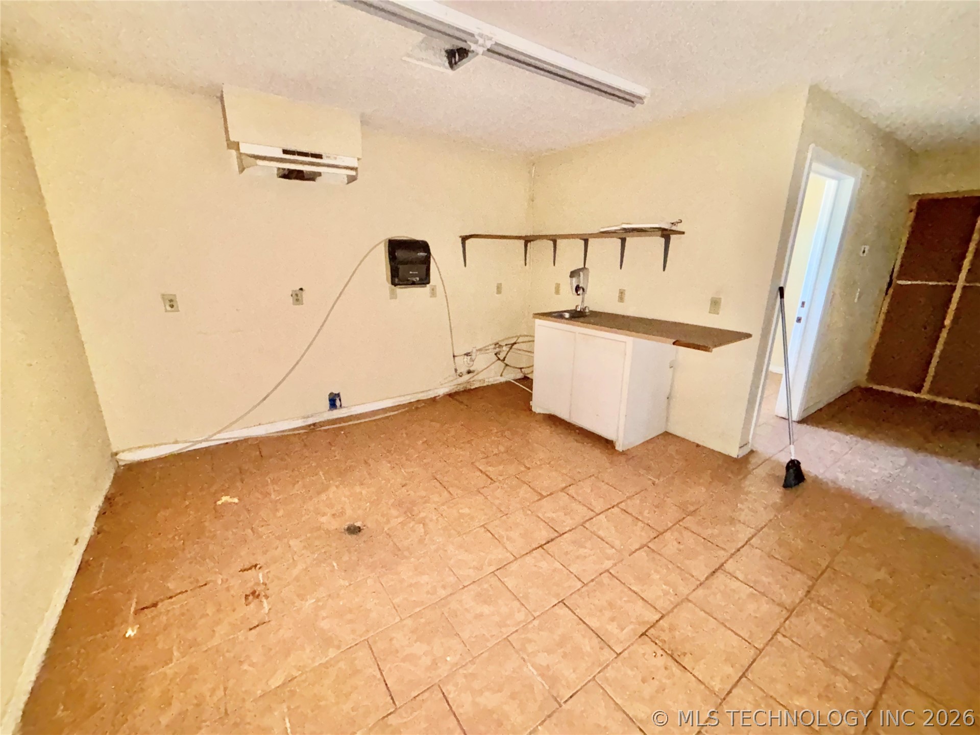 1609 E Main Street Stigler OK 74432