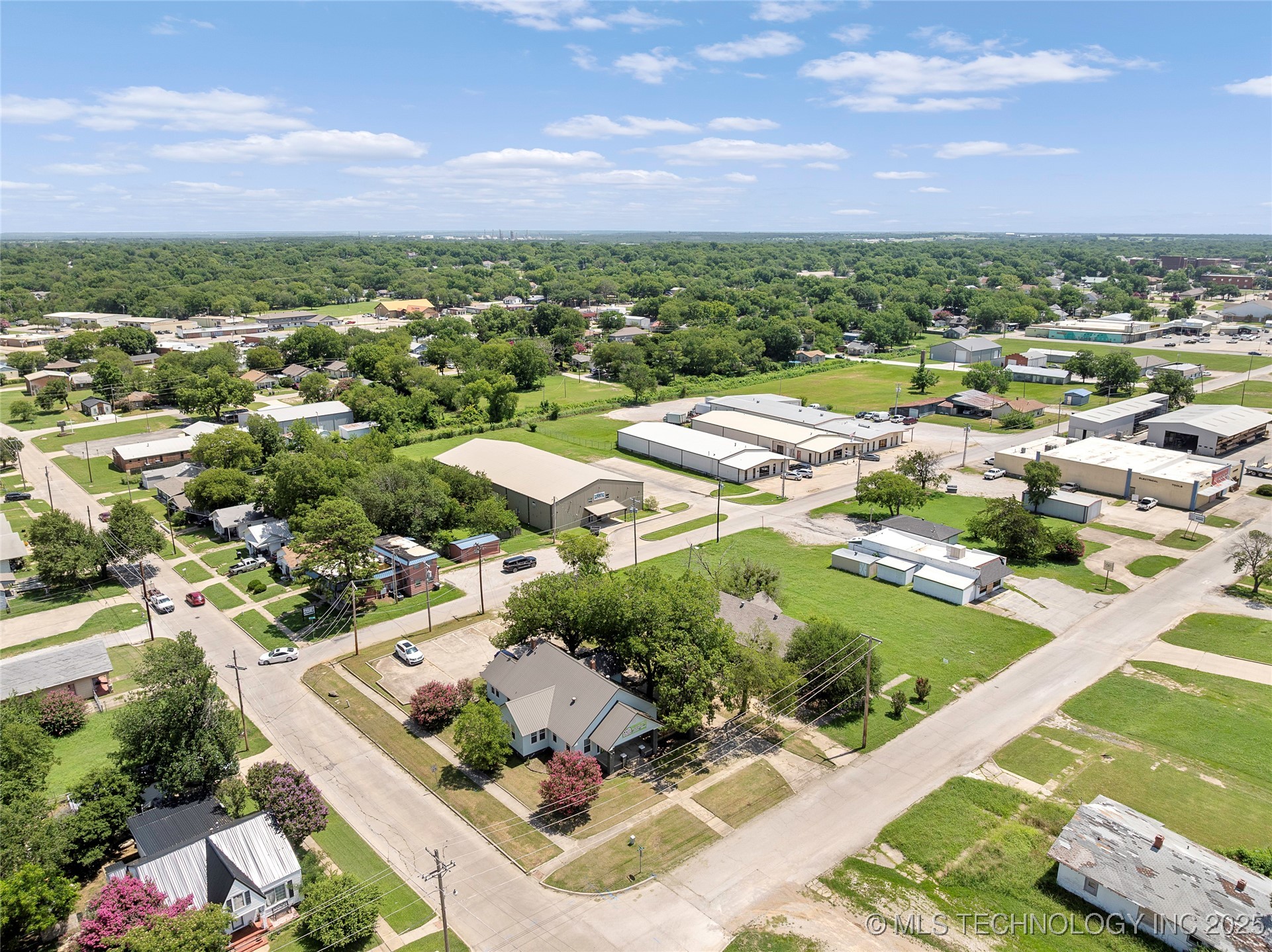 925 W Main Street Ardmore OK 73401