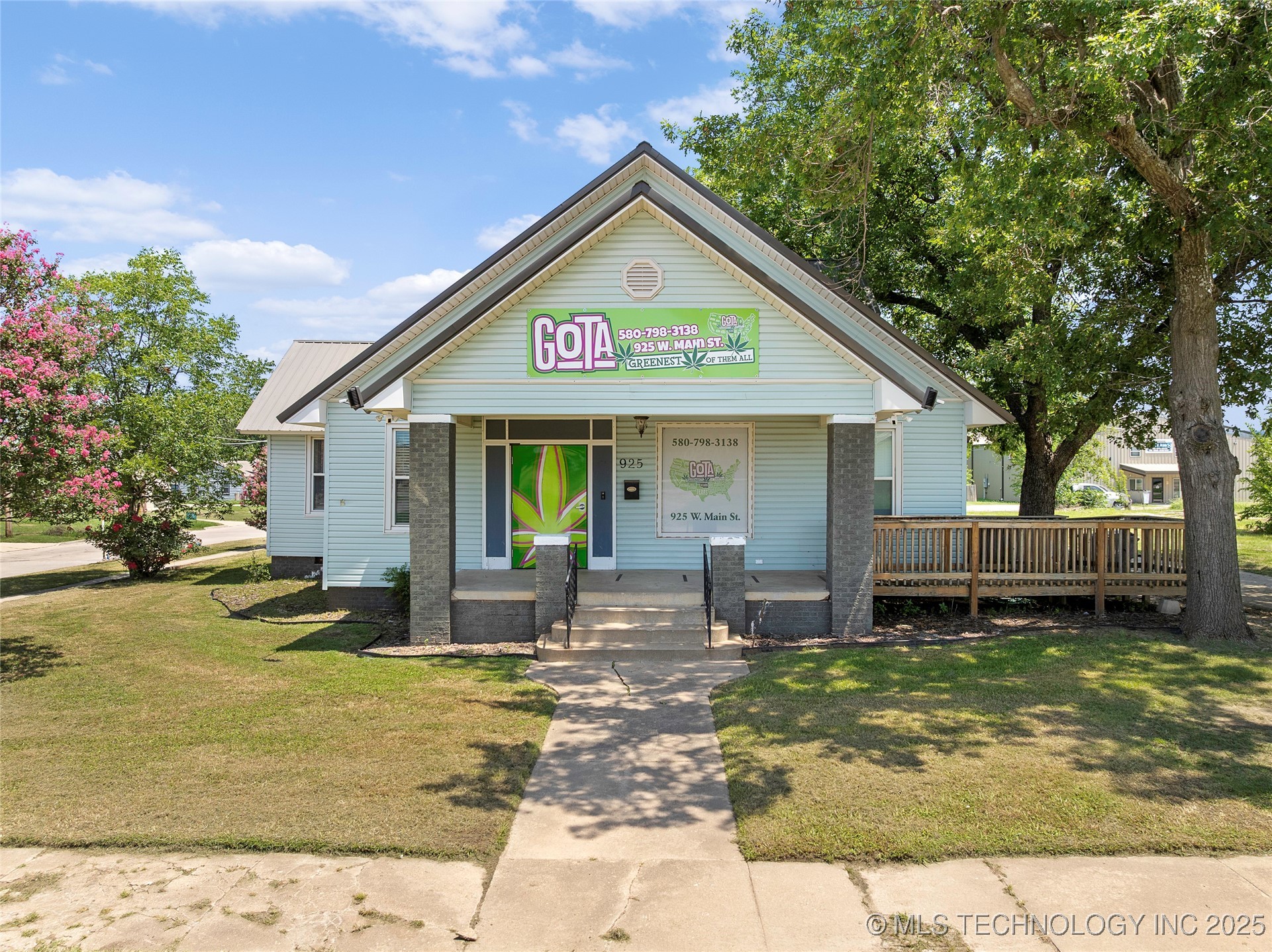 925 W Main Street Ardmore OK 73401
