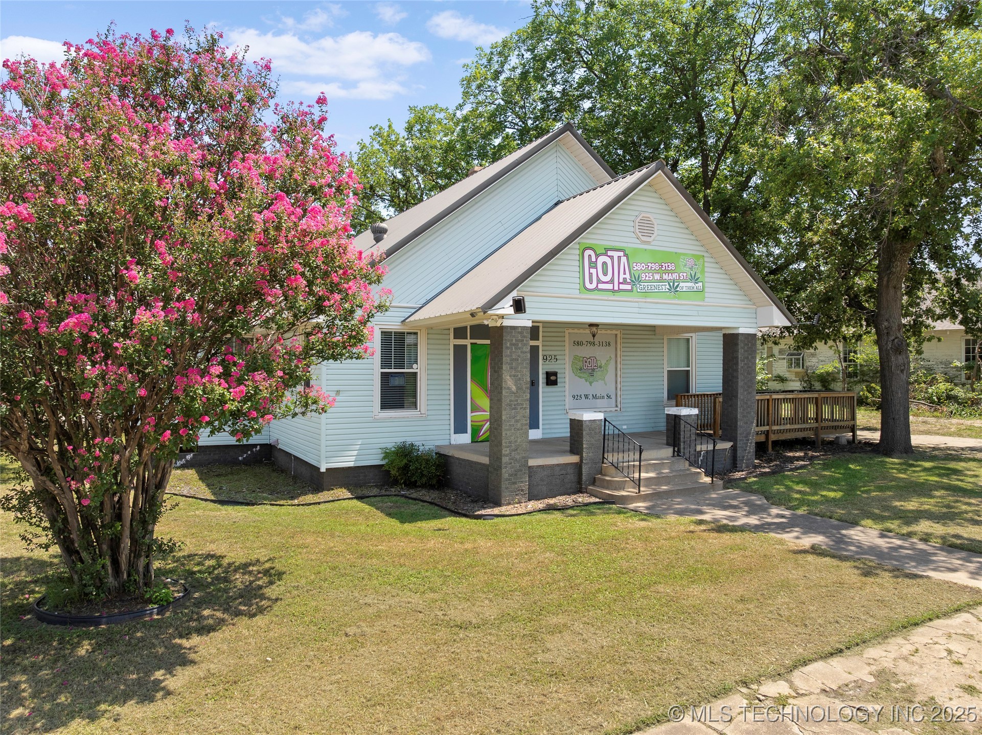 925 W Main Street Ardmore OK 73401