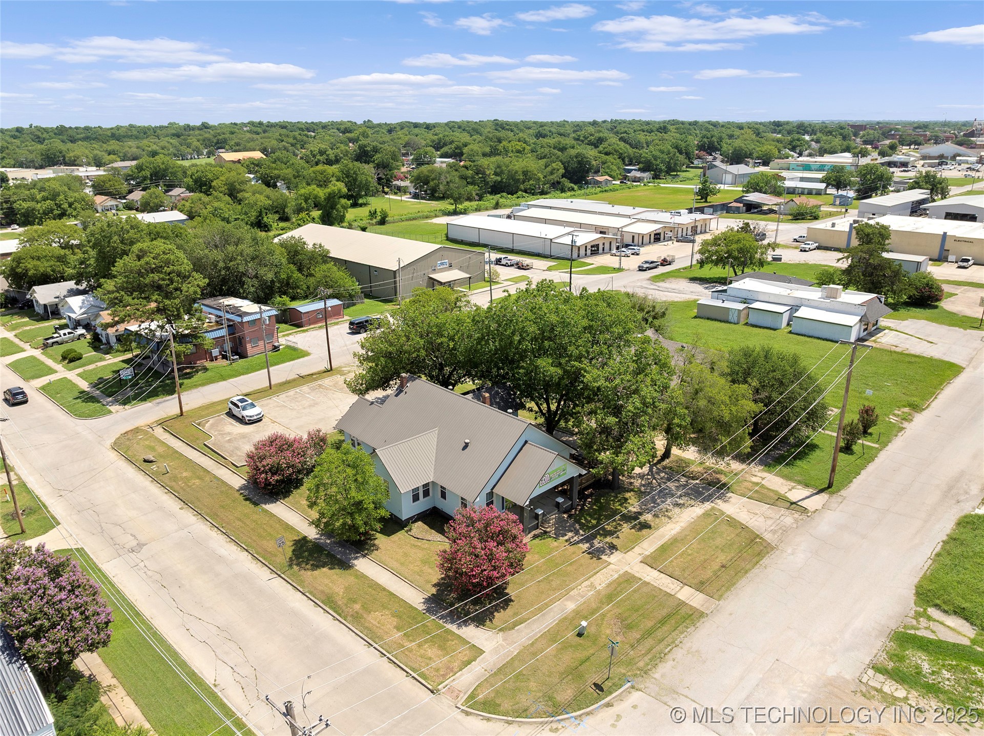 925 W Main Street Ardmore OK 73401