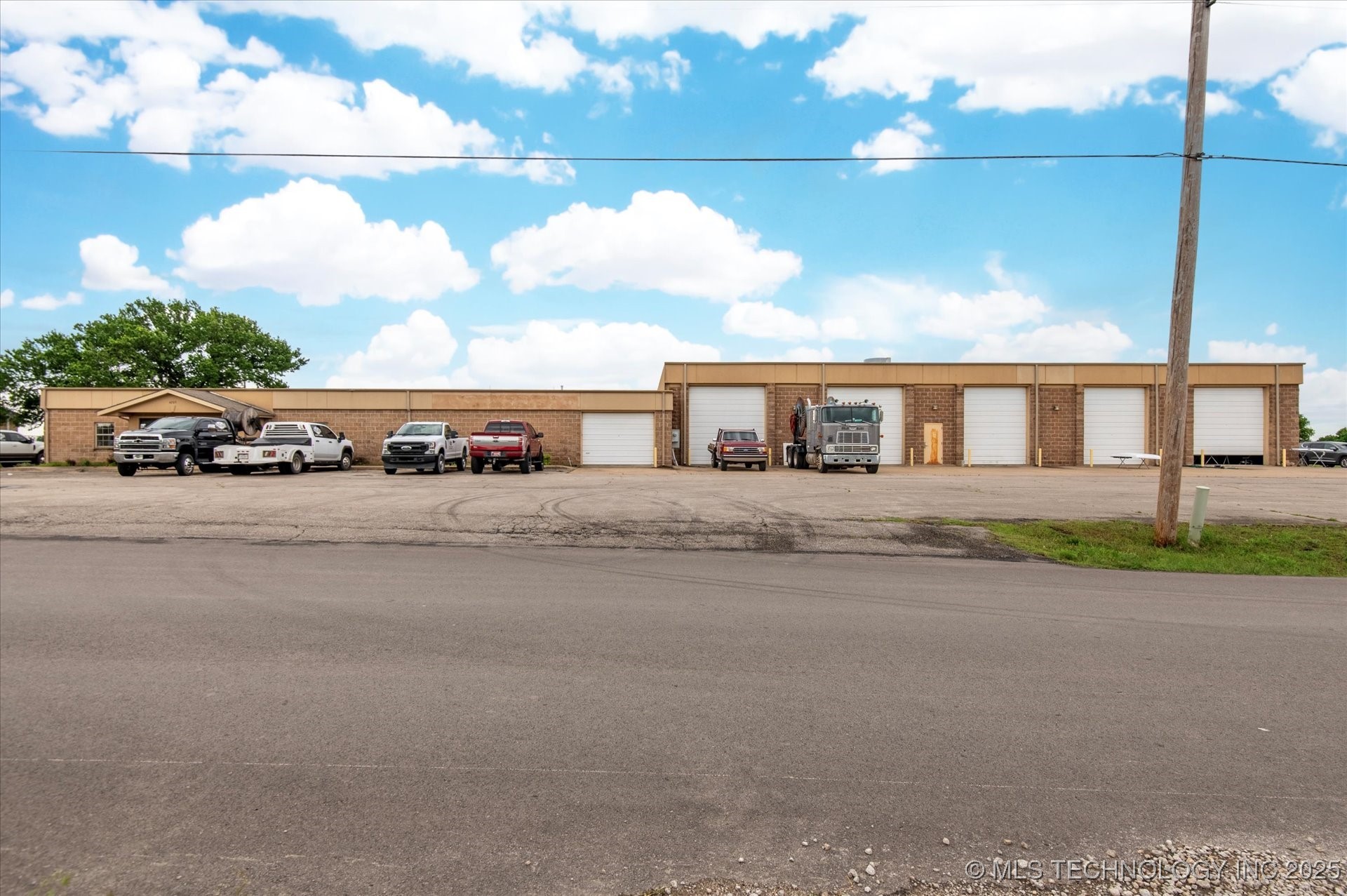4115 NE Minnesota Street Bartlesville OK 74006