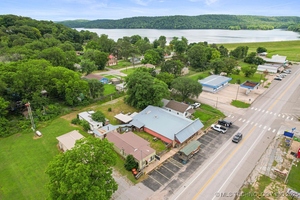 105 N Main Spavinaw OK 74366