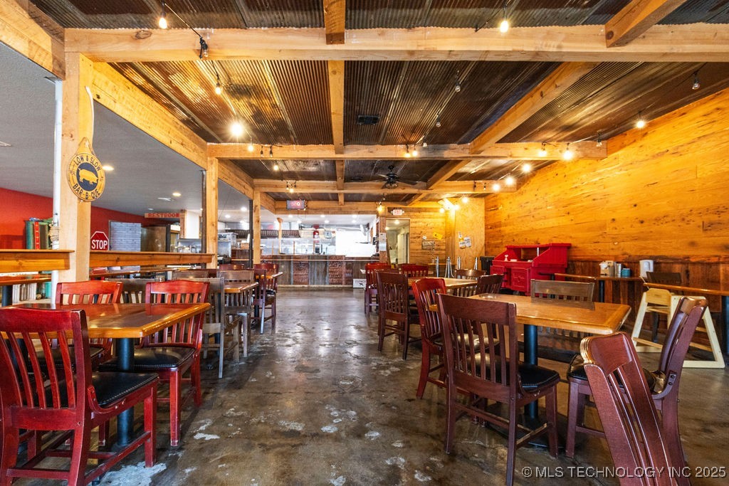105 N Main Spavinaw OK 74366