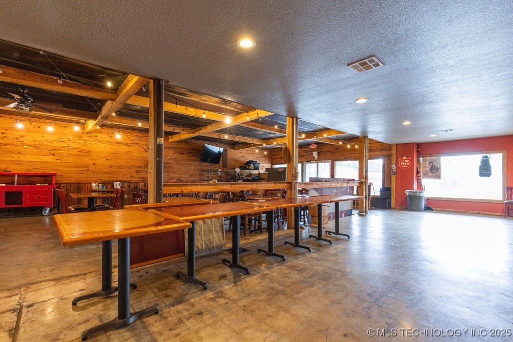 105 N Main Spavinaw OK 74366
