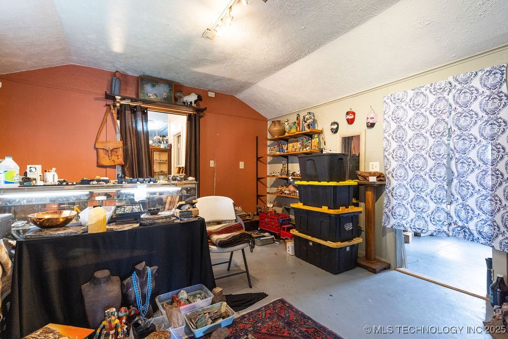 105 N Main Spavinaw OK 74366