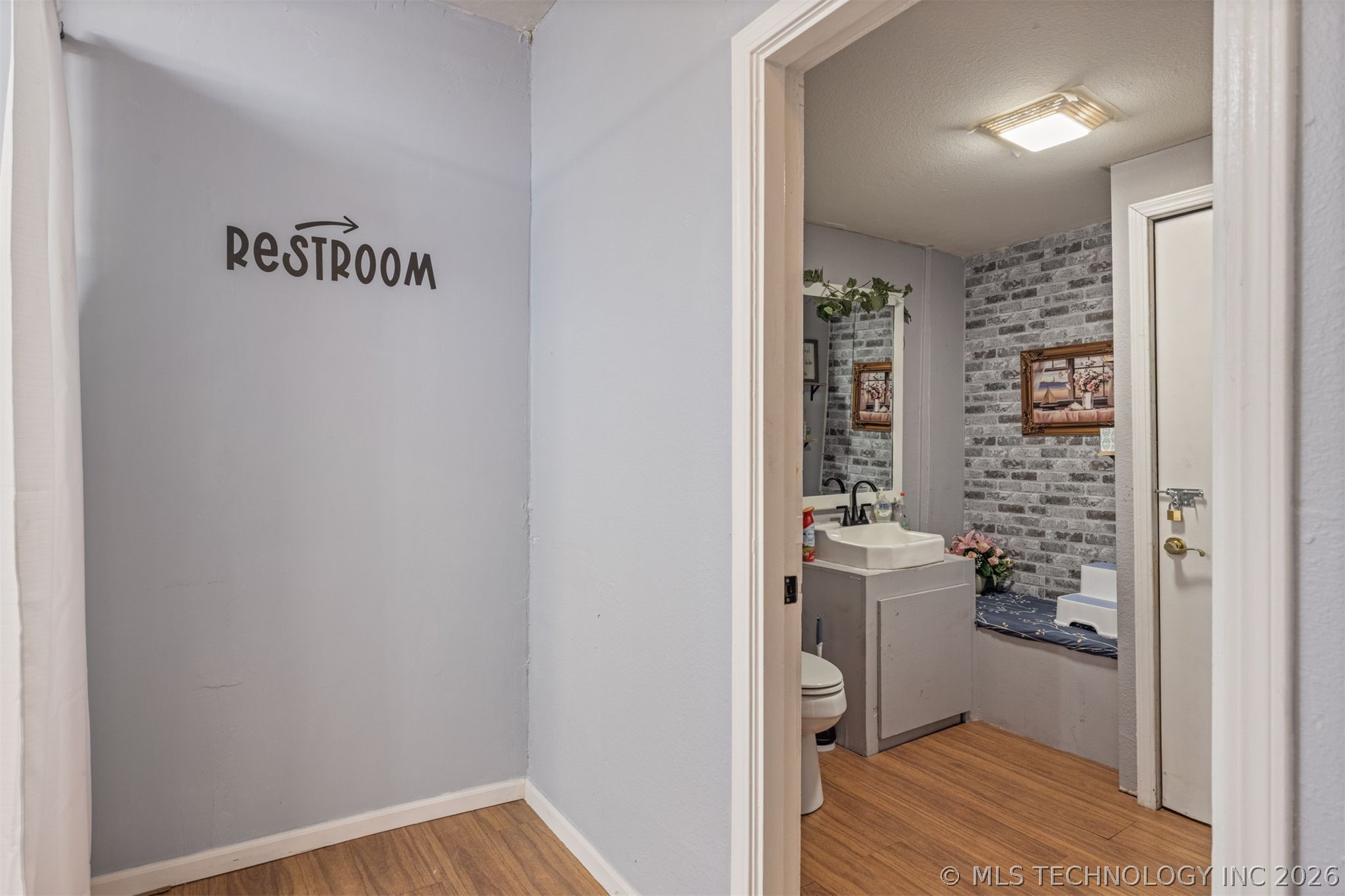 125 S Broadway Street Coweta OK 74429