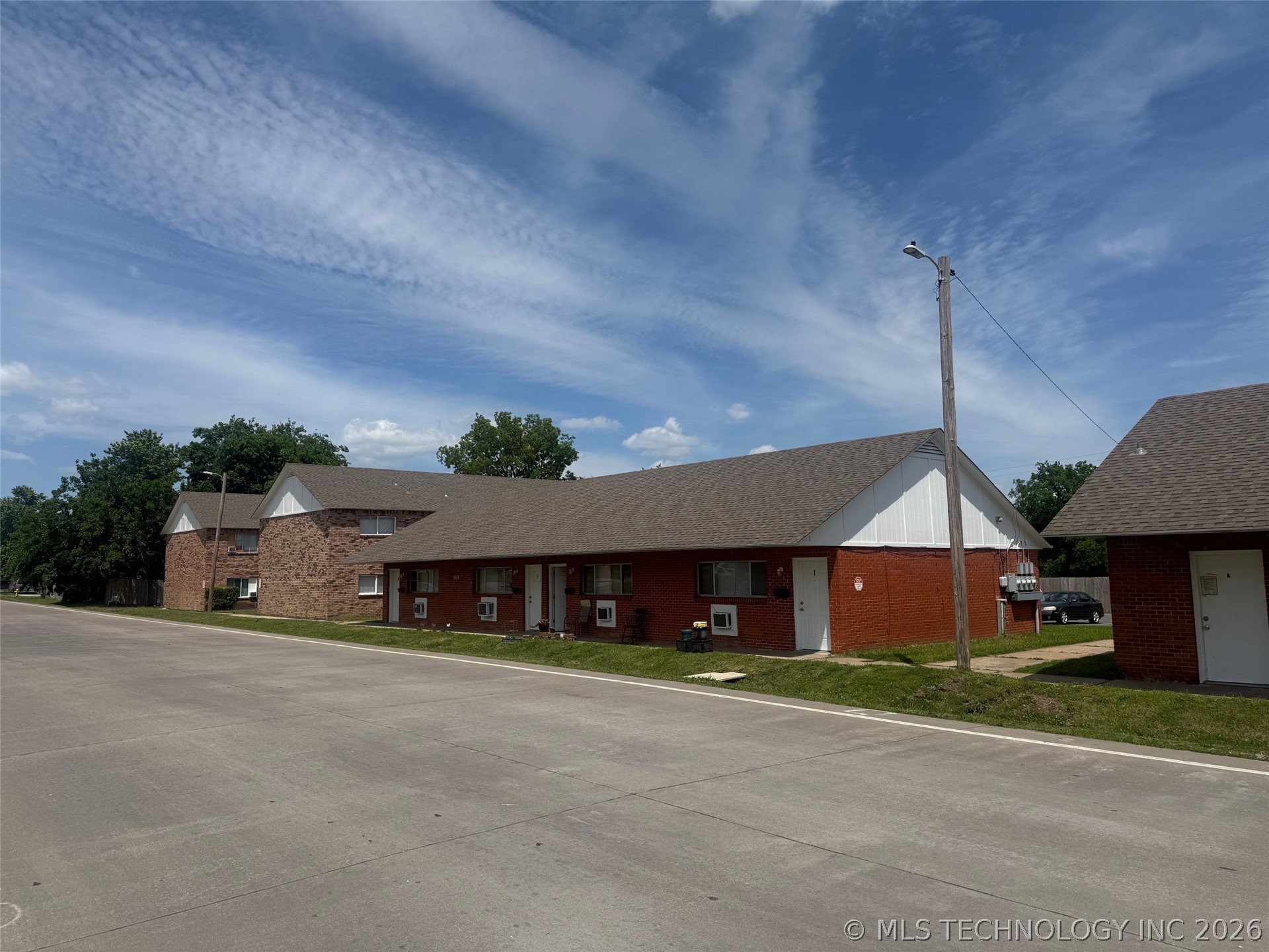 1215 S 73rd Eastavenue S Tulsa OK 74112