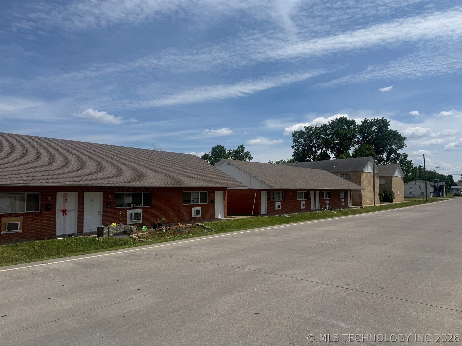 1215 S 73rd Eastavenue S Tulsa OK 74112