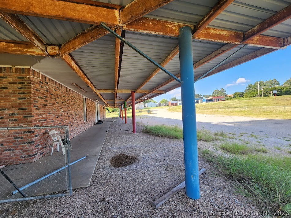 1009 State Highway 70 Kingston OK 73439