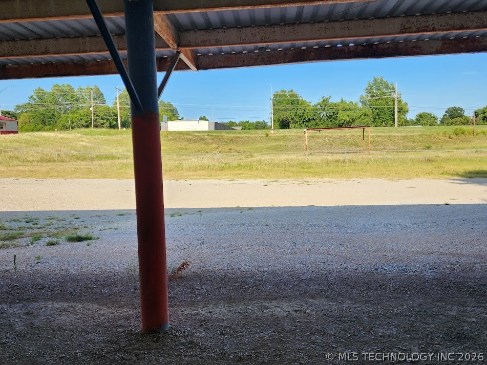 1009 State Highway 70 Kingston OK 73439