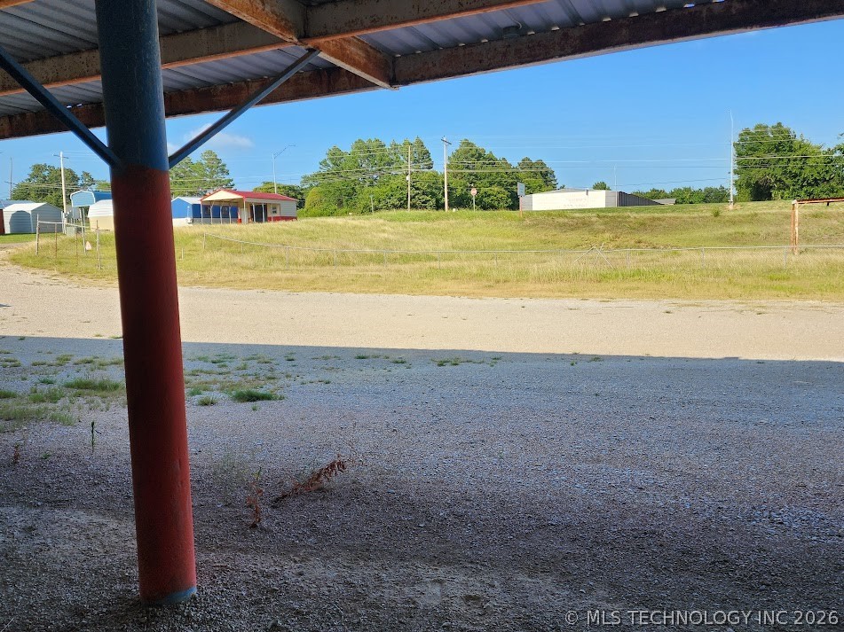1009 State Highway 70 Kingston OK 73439