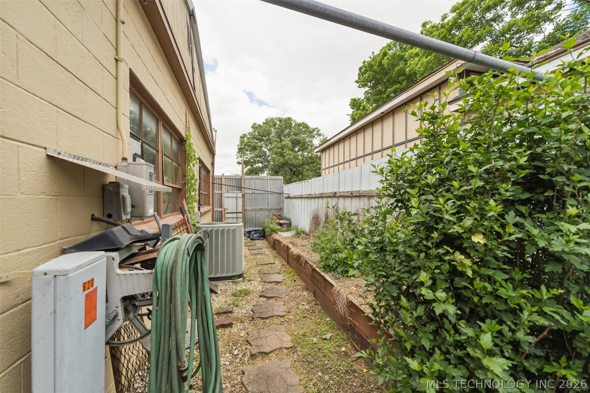 6203 E Tecumseh Street Tulsa OK 74115