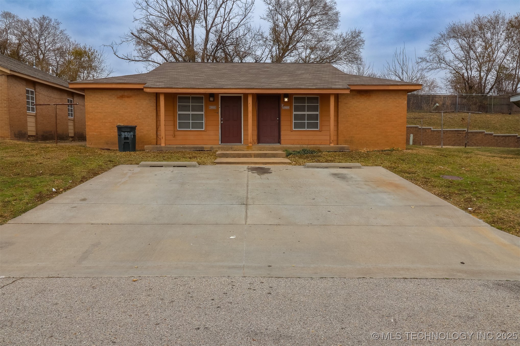 4012 W 56th Place Tulsa OK 74107