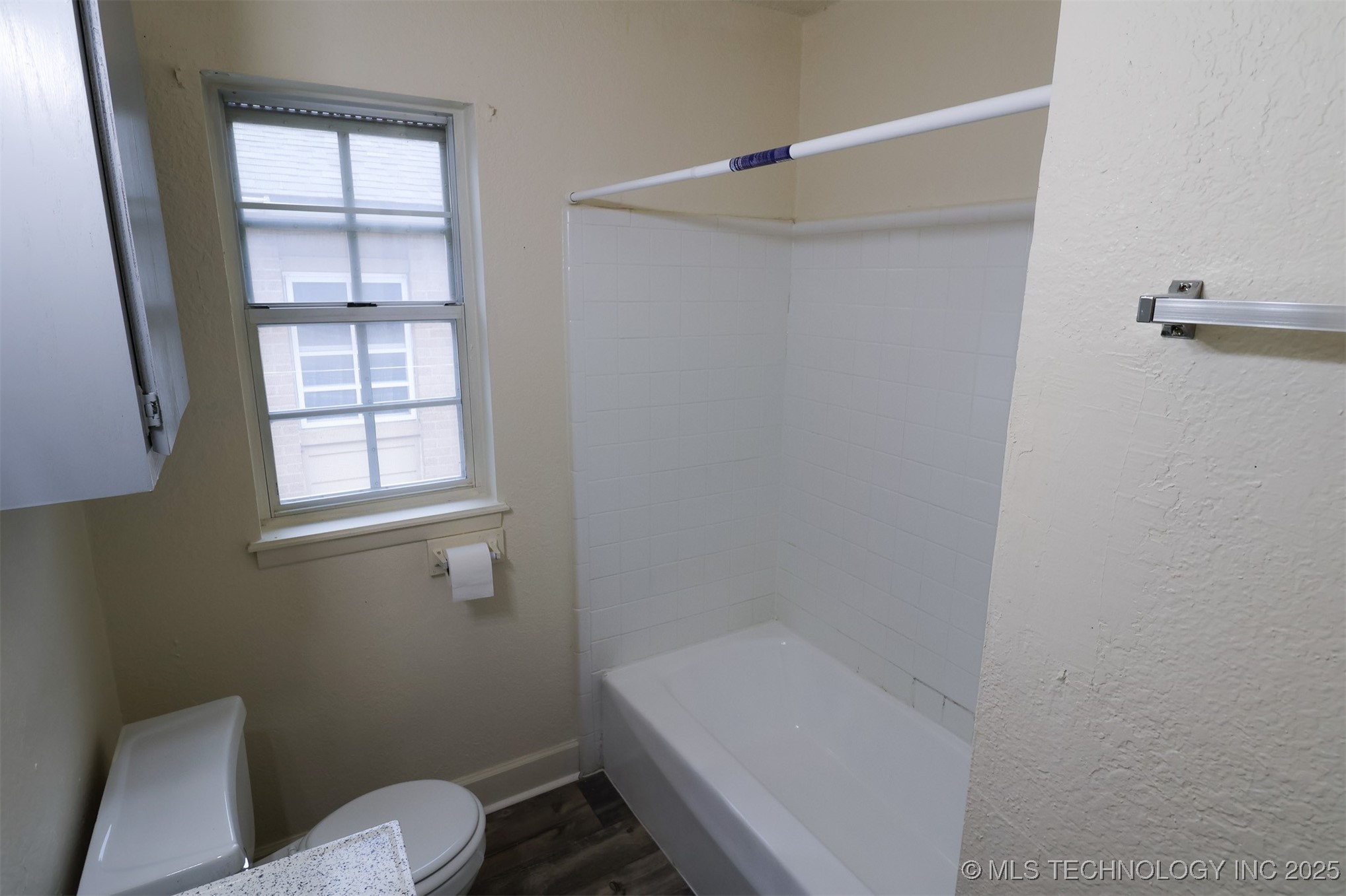 4012 W 56th Place Tulsa OK 74107