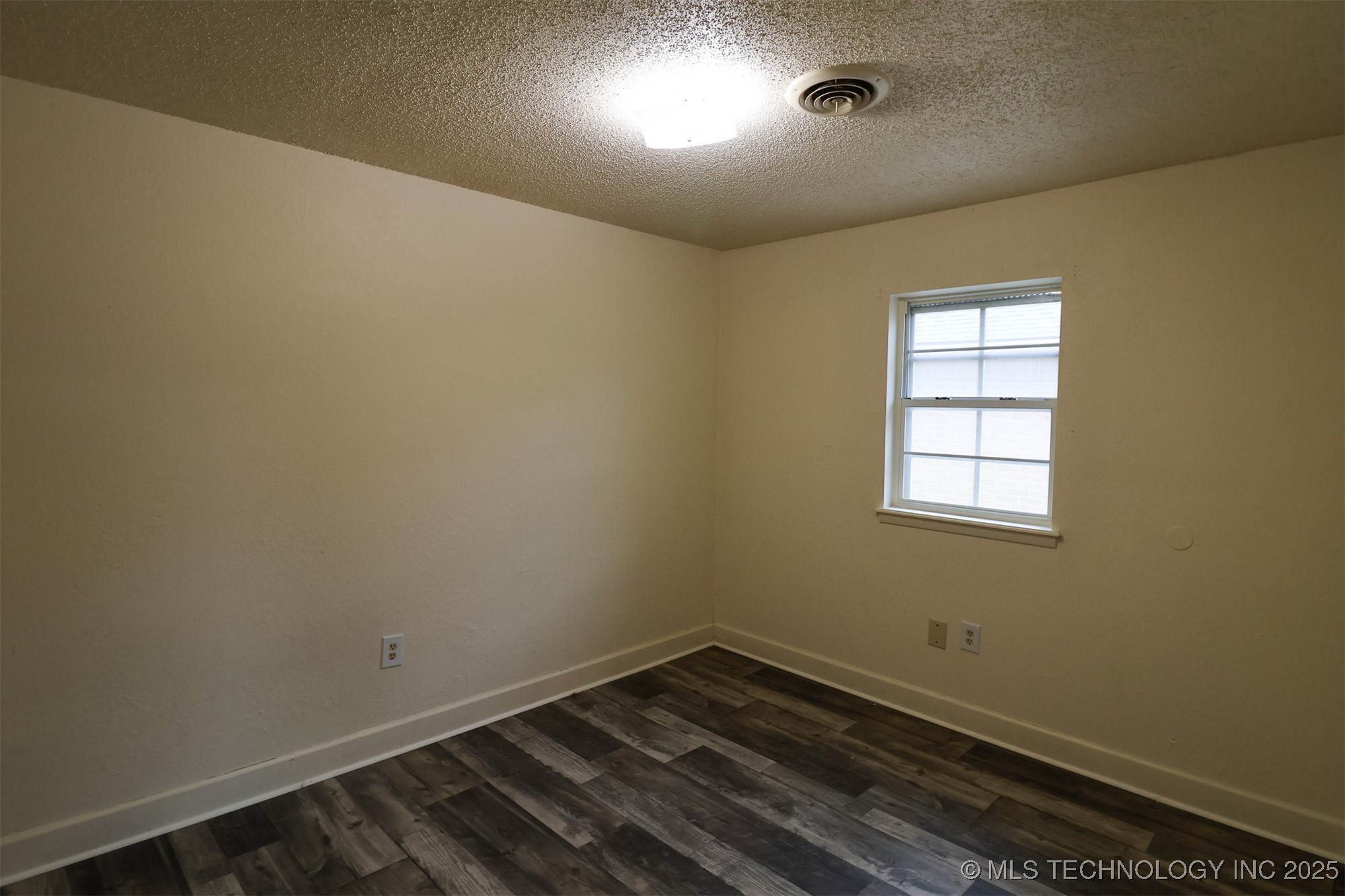 4012 W 56th Place Tulsa OK 74107