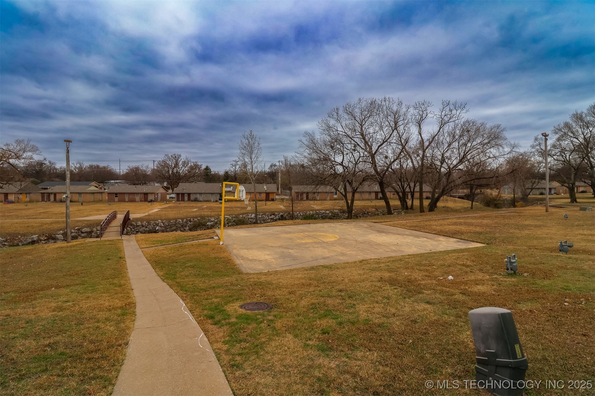 4012 W 56th Place Tulsa OK 74107